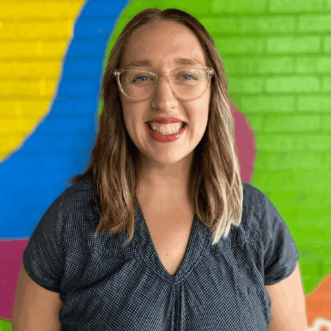 Jen Cruz Headshot